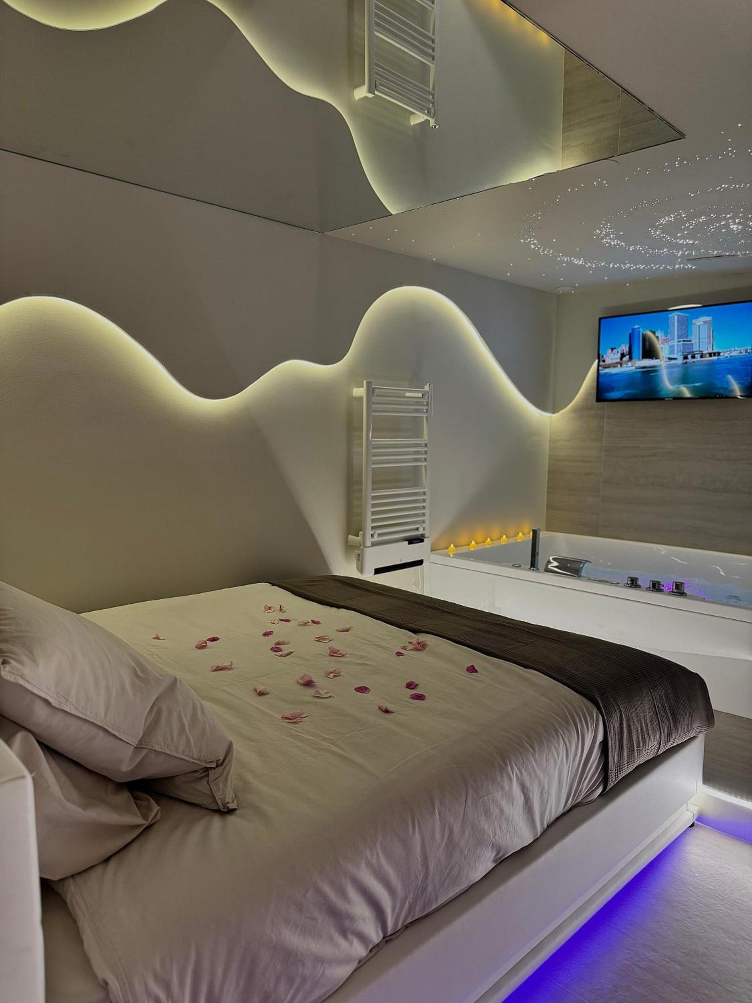 Spa Privatif - Love Room Luxe - Proche Disney Marles-en-Brie Exterior foto
